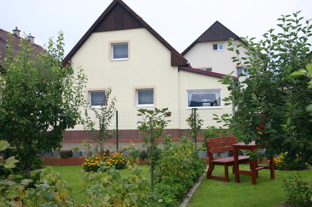 Privat Jan Guest House Vychodna Exterior photo